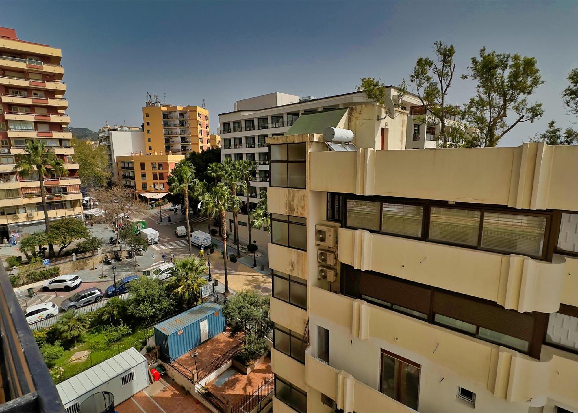 Mediterraneo 508. Fantastic Studio On The Beachfront With Sea Views. Marbella Exteriör bild