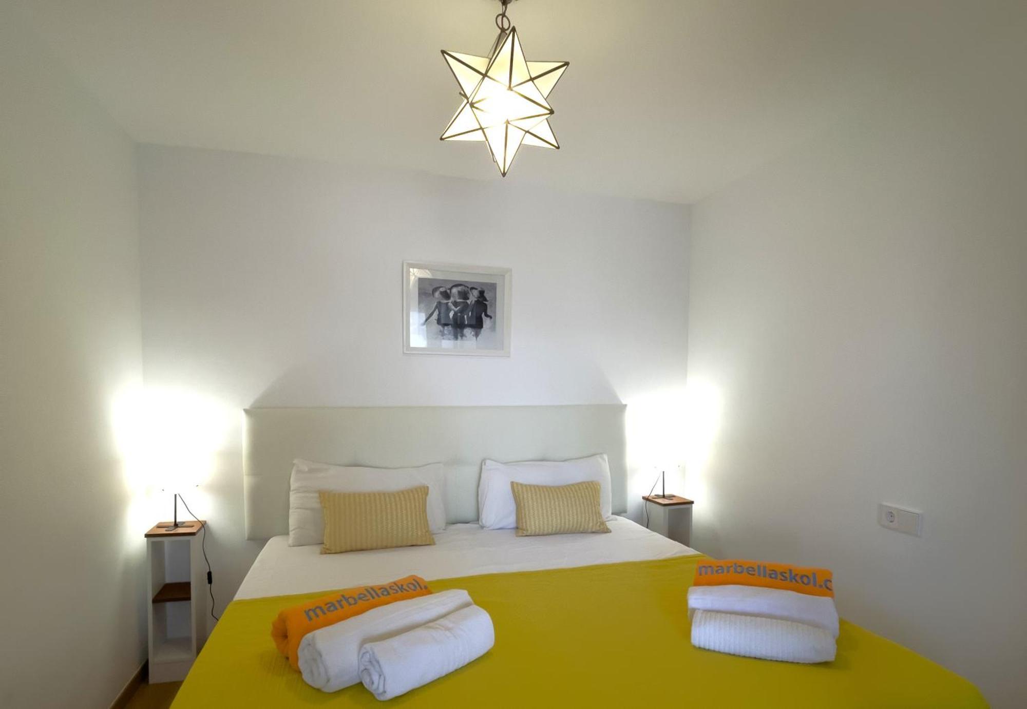 Mediterraneo 508. Fantastic Studio On The Beachfront With Sea Views. Marbella Exteriör bild