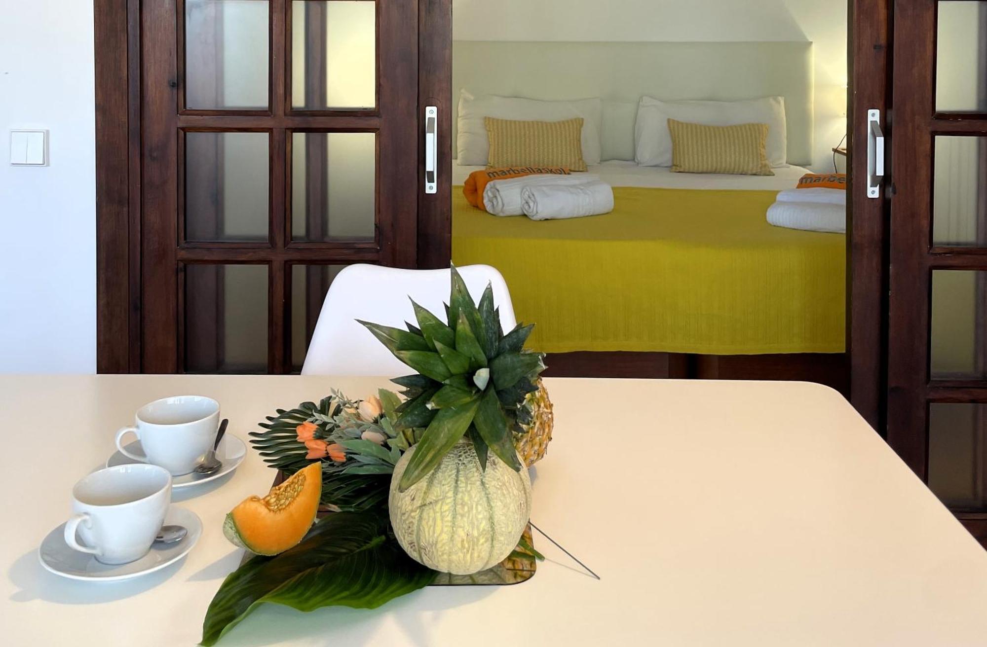 Mediterraneo 508. Fantastic Studio On The Beachfront With Sea Views. Marbella Exteriör bild